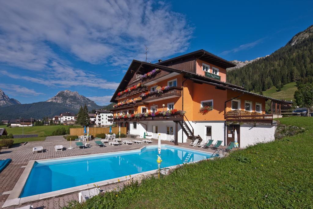 Hotel Haus Michaela Sappada Exteriér fotografie